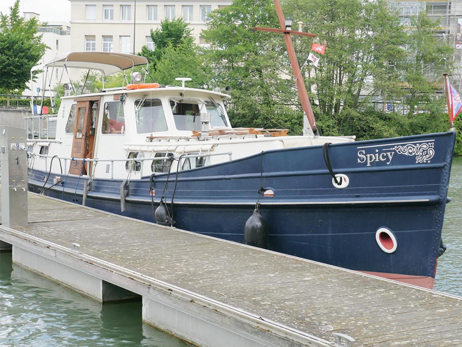 Spicy - Sejour Insolite Sur La Marne Meaux Dış mekan fotoğraf