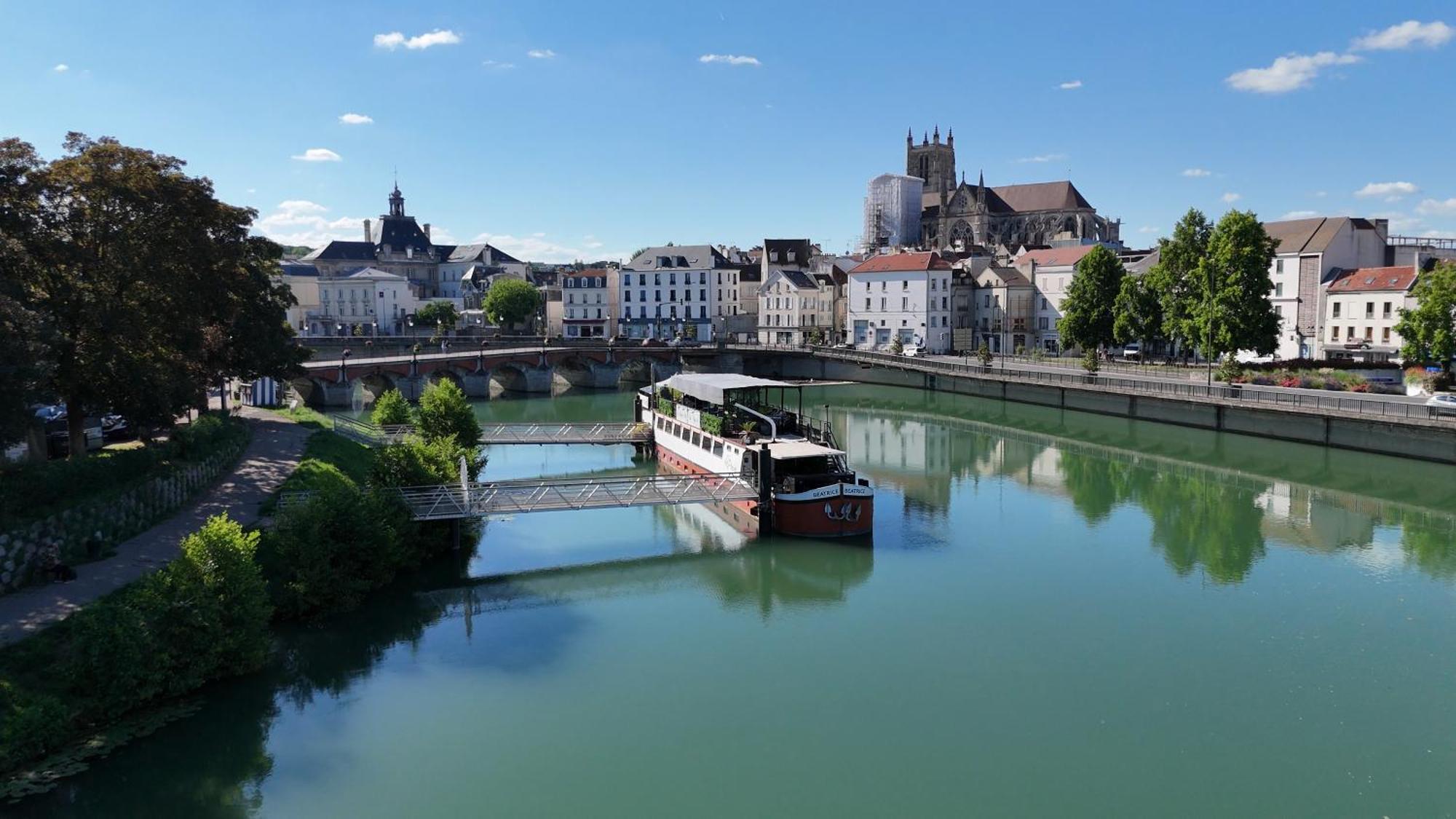 Spicy - Sejour Insolite Sur La Marne Meaux Dış mekan fotoğraf